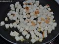 Paprikasueppchen-mit-knoblauch-croutons-010